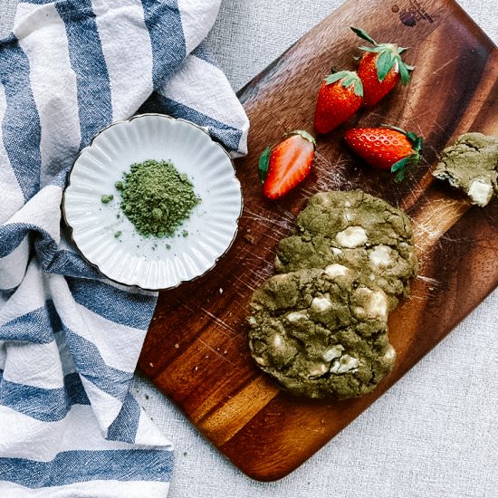 Matcha Chocolate Chip Cookies