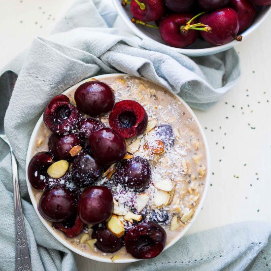 Overnight Vanilla Cherry Oatmeal