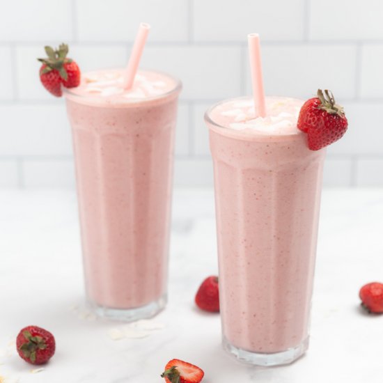 Vegan Strawberry Milkshake