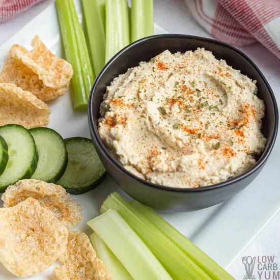 Keto Roasted Cauliflower Hummus