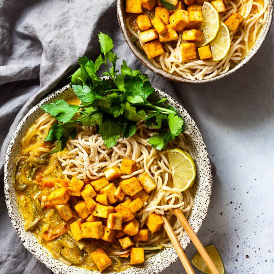 Easy Vegan Tofu Curry Ramen