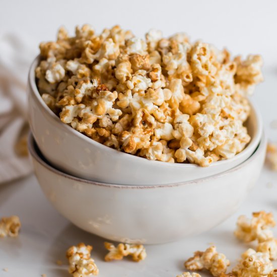 Healthy Caramel Popcorn