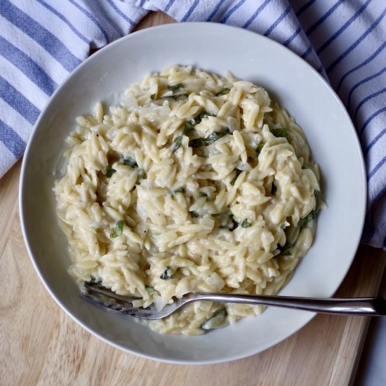 Creamy Garlic Orzo