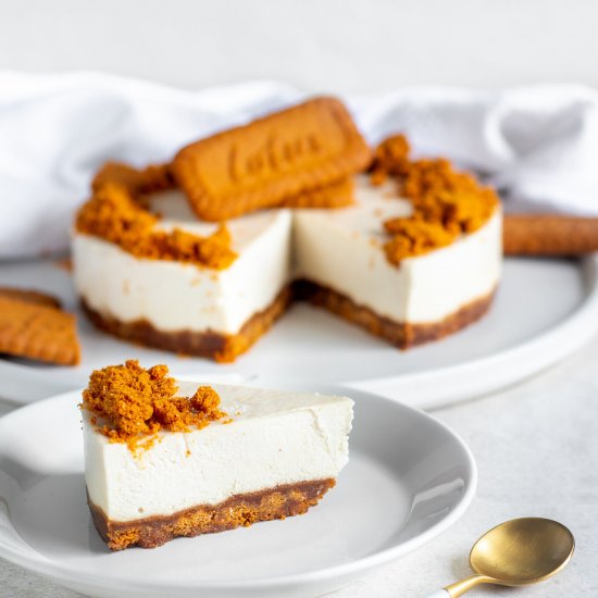 Vegan Biscoff Cheesecake