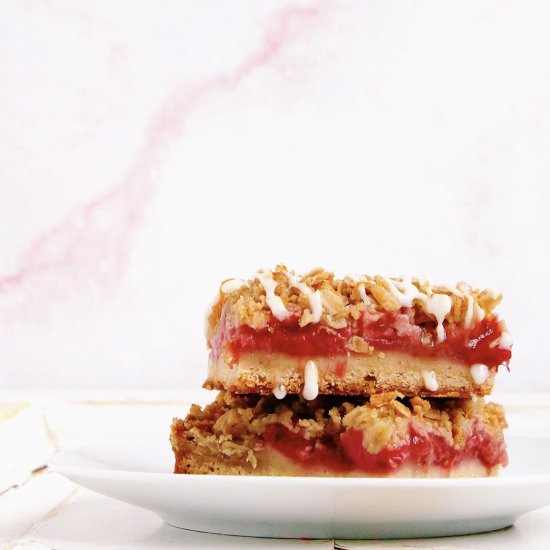 Strawberry Rhubarb Crisp Bars