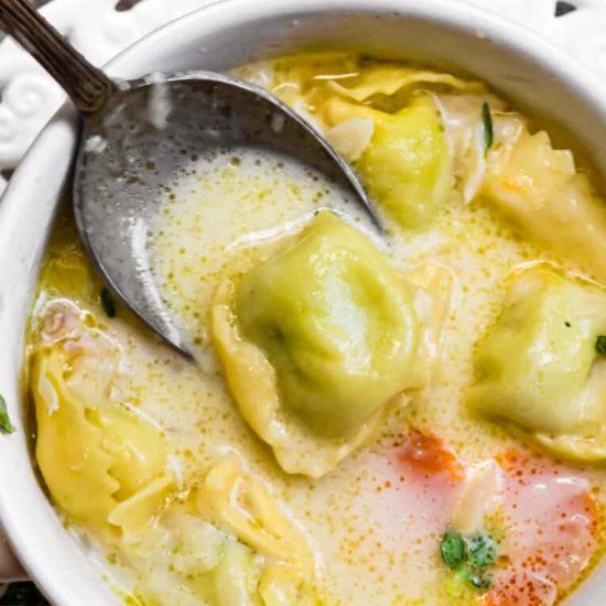 creamy chicken tortellini soup!