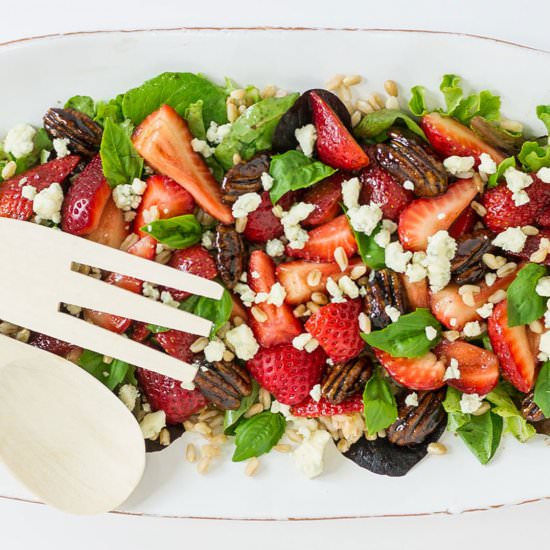 Farro Berry Salad w/ Glazed Pecans