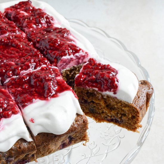 Vegan Raspberry Cake