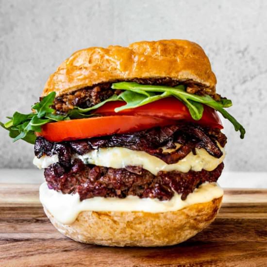 Bacon Blue Cheese Burger with Aioli