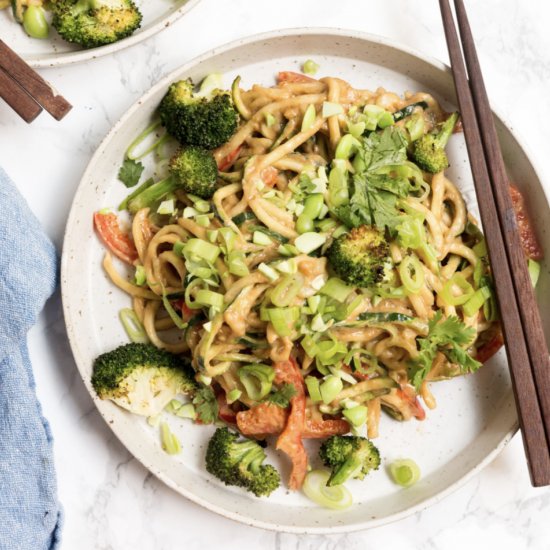 Peanut Zoodles with Broccoli