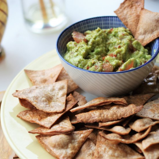 Homemade Tortilla Chips & Guacamole