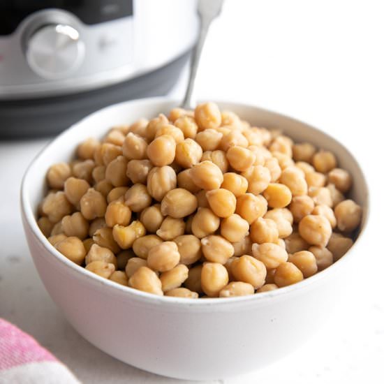 Instant Pot Chickpeas