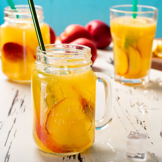 Peach Lemonade & Peach Drinks