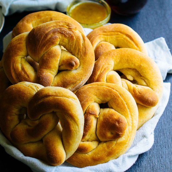 Honey Wheat Soft Pretzels