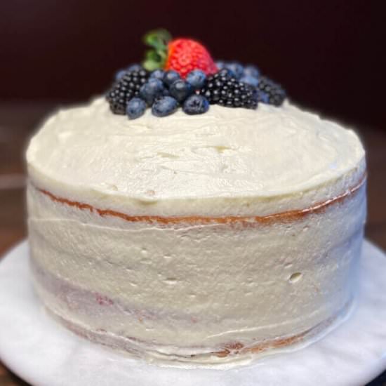 Berry Chantilly Cake