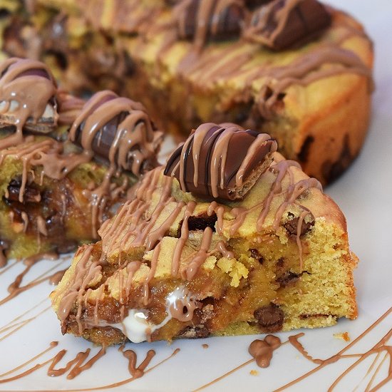 Kinder Bueno Cookie Pie