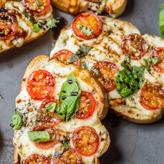 Margherita Pizza Toast