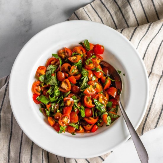 Tomato Basil Salad