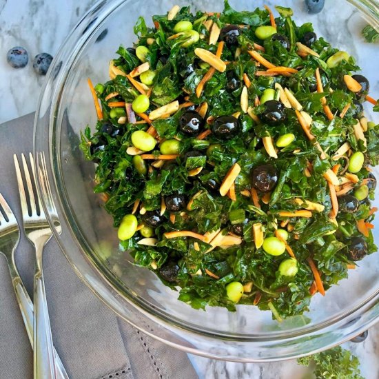 Kale Salad with Blueberries