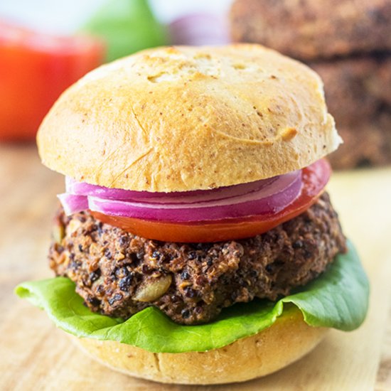 Black Bean Quinoa Burgers