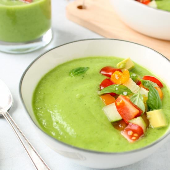 Vegan cold cucumber soup