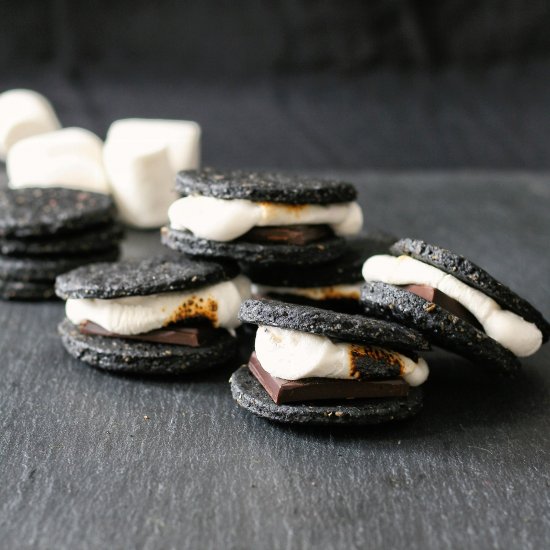 Black and white s’mores