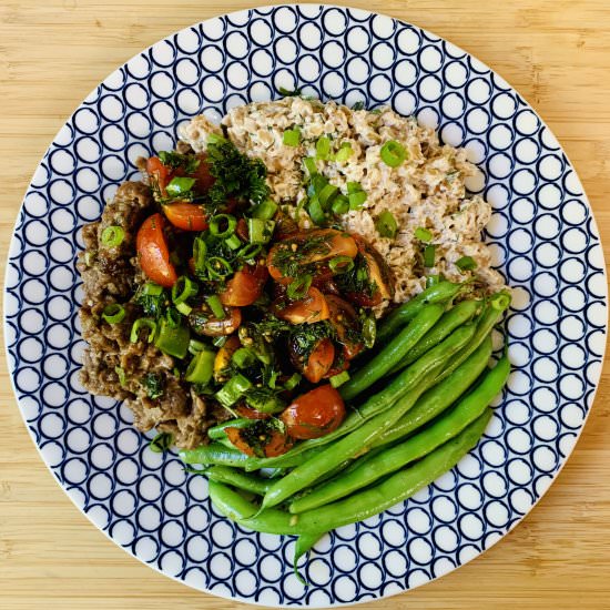 Beef with creamy farro and beans