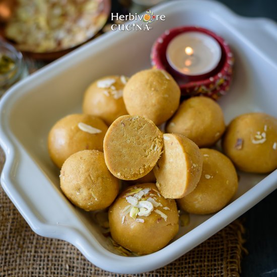 Besan Ladoo