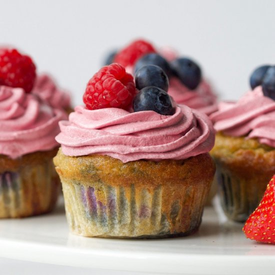 Lemon & Mixed Berry Cupcakes