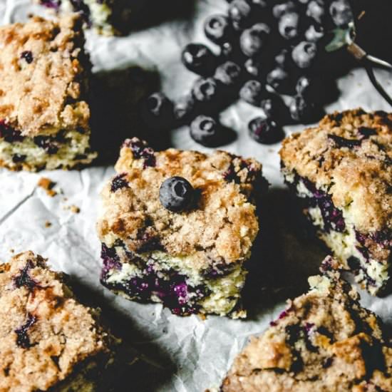 Blueberry Crumble Cake