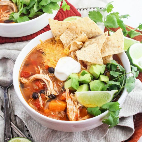 Instant Pot Chicken Tortilla Soup