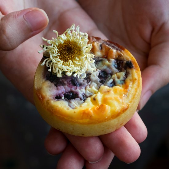 Blackberry & Custard Mini tart