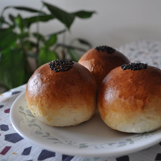 anpan – japanese red bean bun