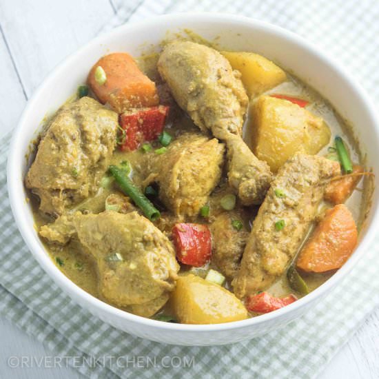 Filipino Chicken Curry