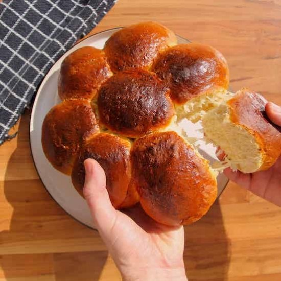 How to Make the Best Dinner Rolls