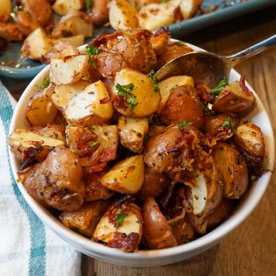 Garlic Roasted Potatoes With Bacon