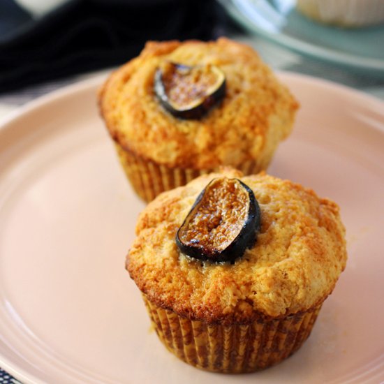 Ricotta, olive oil and fig muffins