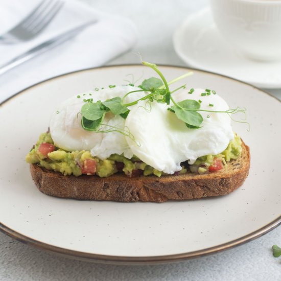 Poached Eggs & Smashed Avocado