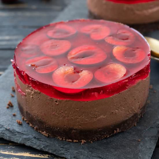 Vegan Cherry Chocolate Cheesecake