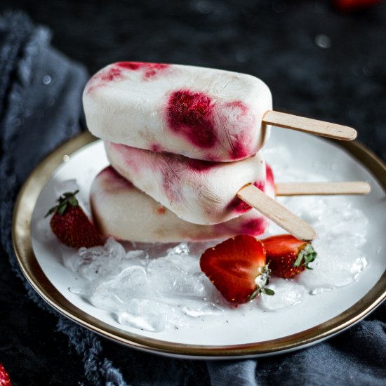 Vegan Strawberry Shortcake Popsicle