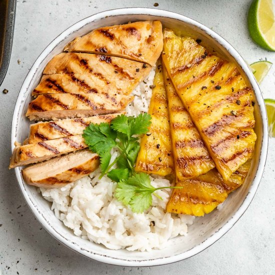 EASY HAWAIIAN GRILLED CHICKEN BOWL