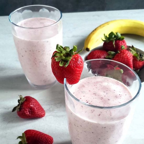 Strawberry Banana Chocolate Smoothie