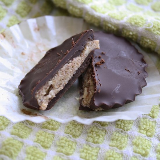 DIY Chocolate Almond Butter Cups