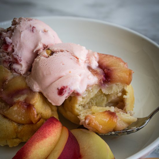 Aquafaba Mini Peach Cakes