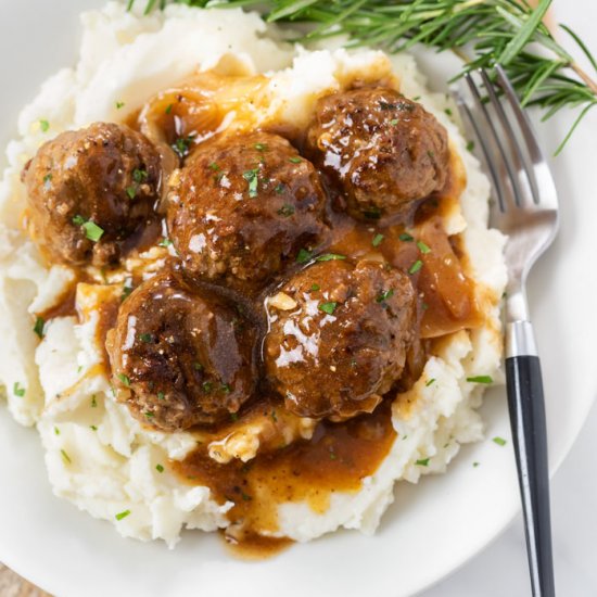 Meatballs and Gravy