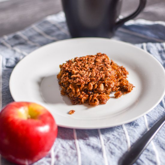 Apple Cinnamon Baked Oatmeal