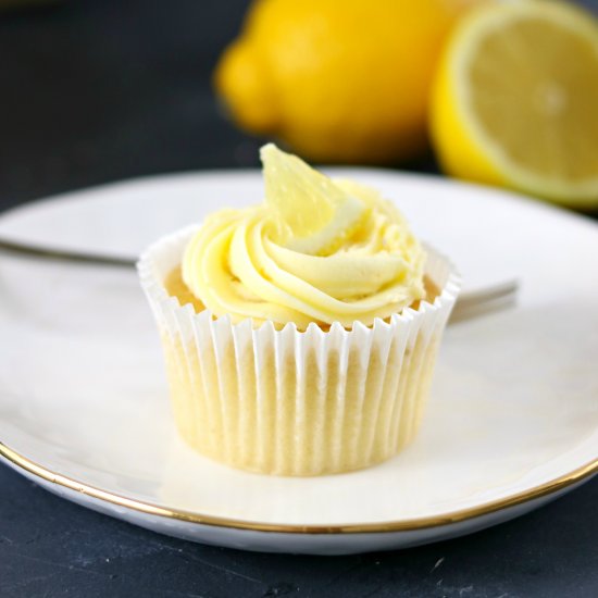 Lemon Cupcakes with Buttercream