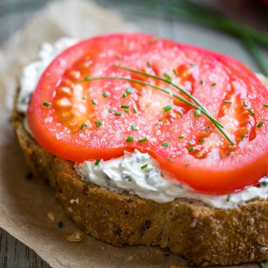 The BEST Open-Faced Tomato Sandwich