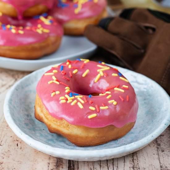 Raspberry Donuts