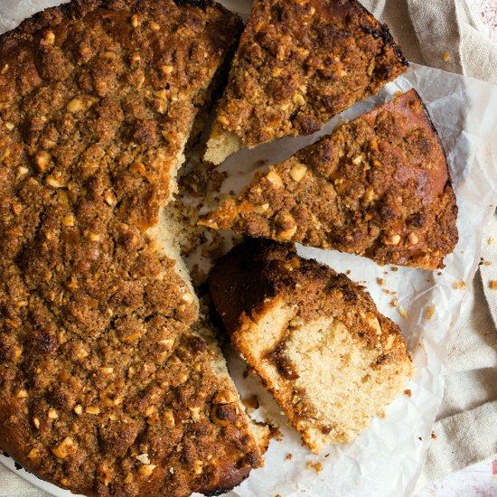 Fig jam crumble cake